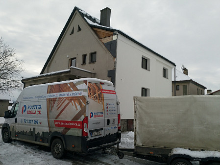 Zateplení stropu rodinného domu v Kochánově